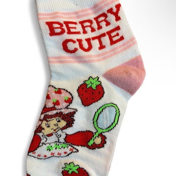 Strawberry 🍓Shortcake Quarter Crew Socks - Picture 2 of 6